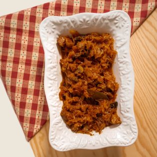 Bigos staropolski z suszonymi śliwkami 500g