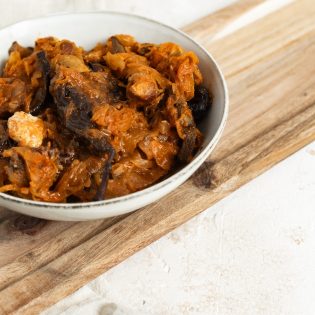 Bigos staropolski z suszonymi śliwkami 900 ml