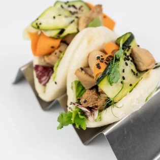Bułeczka bao z kurczakiem teriyaki