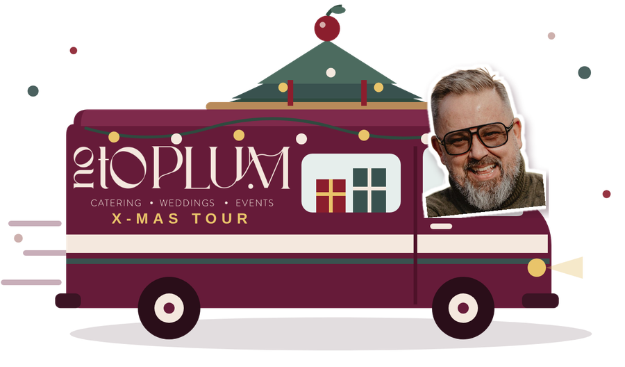 Marcin w świątecznym busie No To Plum