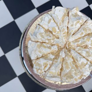Ciasto Malinowa Chmurka – No To Plum Catering