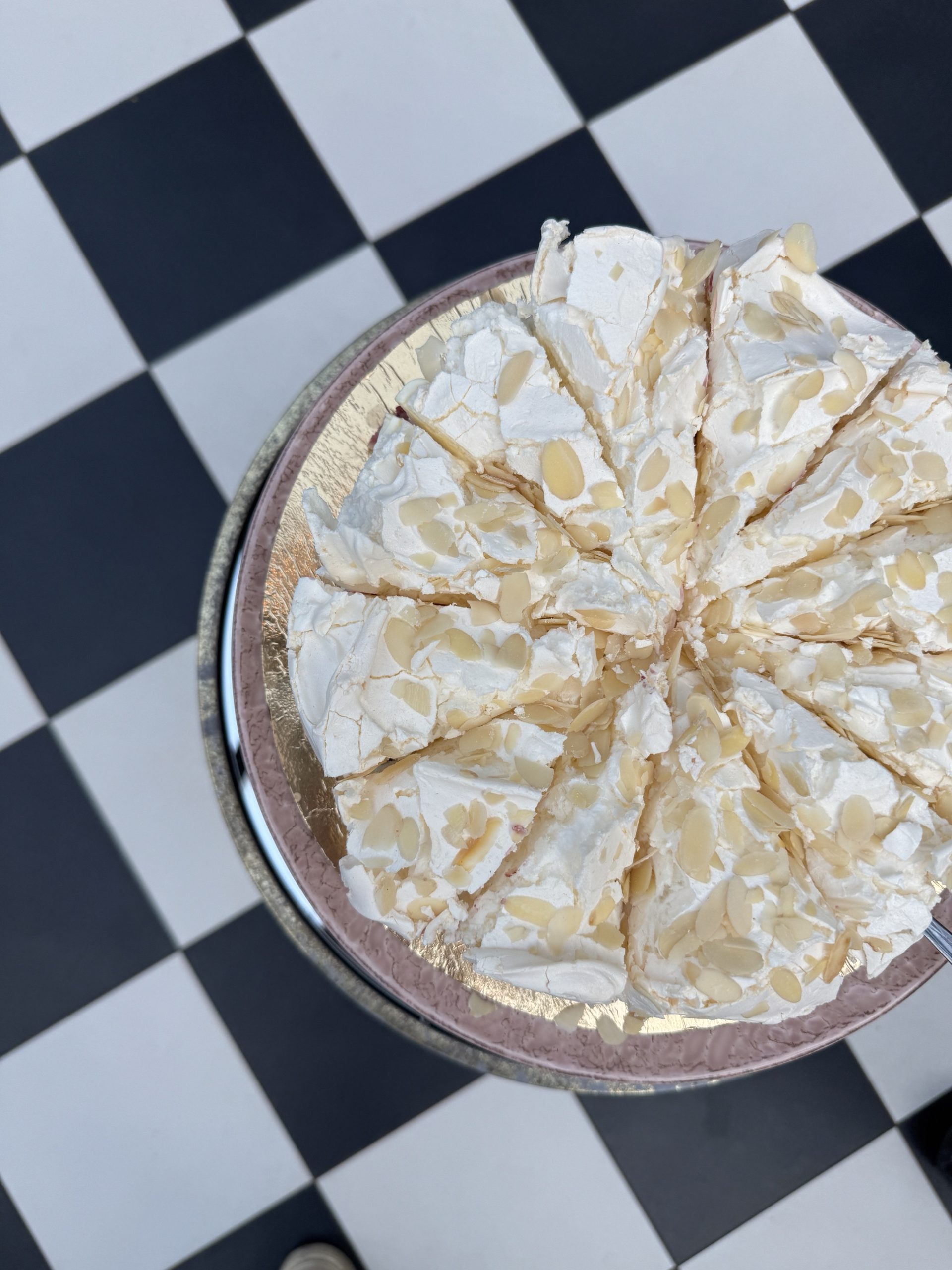 Ciasto Malinowa Chmurka – No To Plum Catering